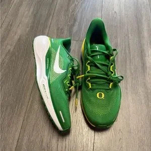 Nike | Shoes | Nike Pegasus 4 Oregon Ducks Running Shoes  display picture 1